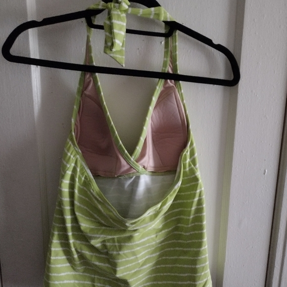 Lands' End Swim Top 8 - Picture 4 of 4